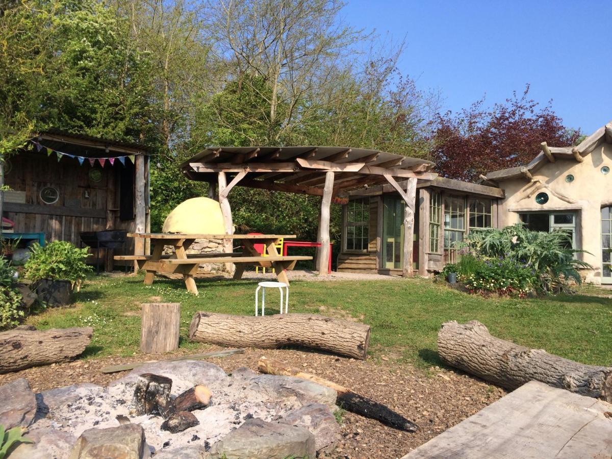 Inch Hideaway Eco Camping Whitegate  ภายนอก รูปภาพ