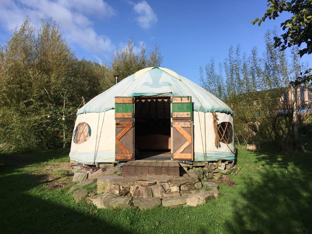 Inch Hideaway Eco Camping Whitegate  ภายนอก รูปภาพ