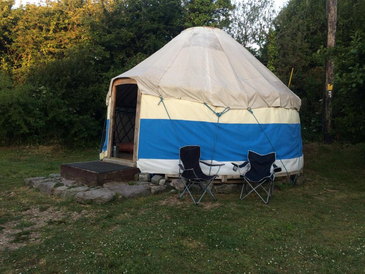 Inch Hideaway Eco Camping Whitegate  ภายนอก รูปภาพ