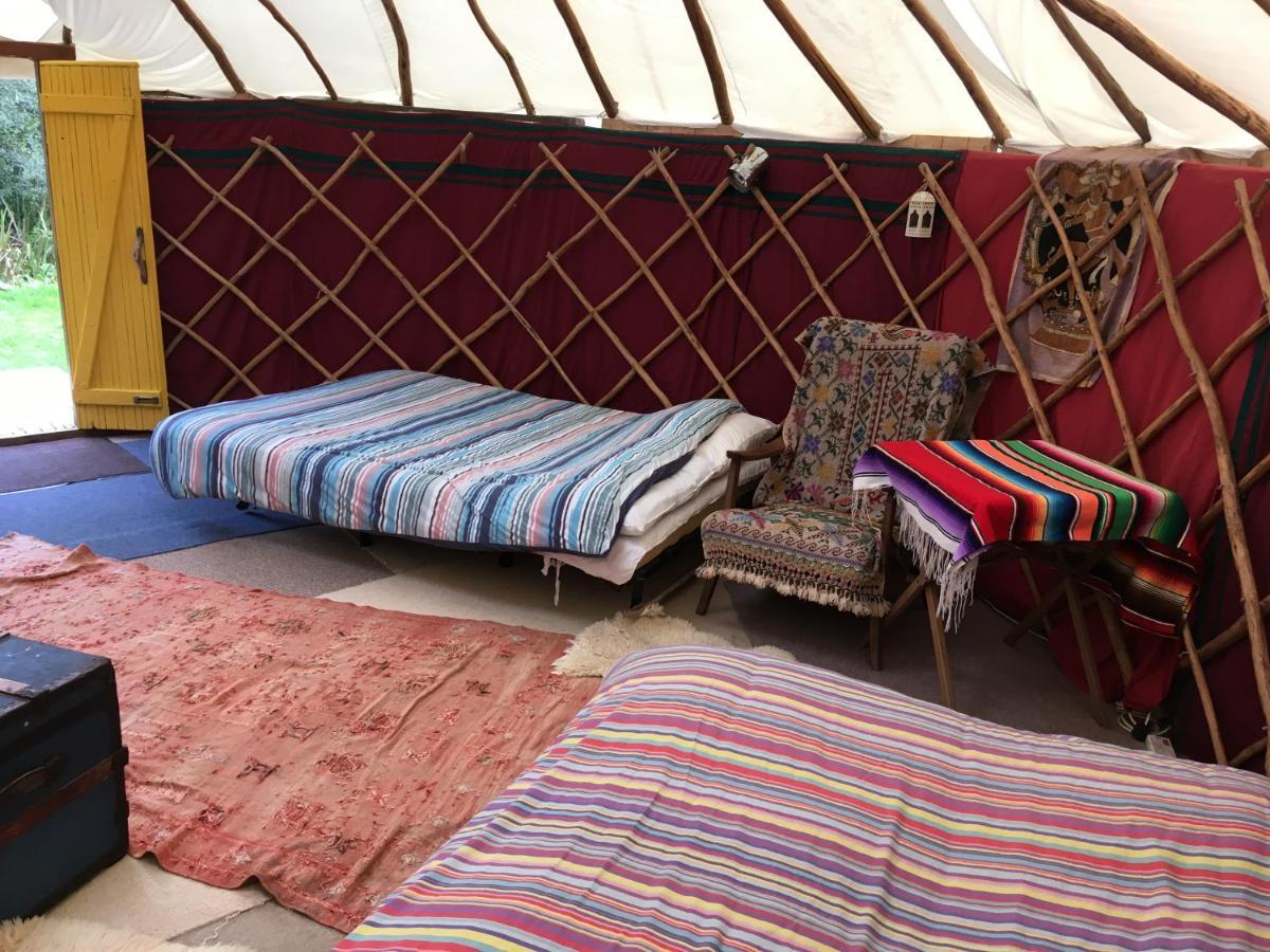 Inch Hideaway Eco Camping Whitegate  ภายนอก รูปภาพ