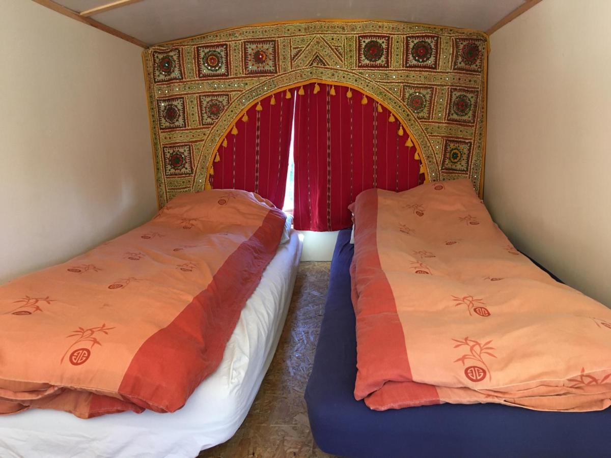 Inch Hideaway Eco Camping Whitegate  ภายนอก รูปภาพ