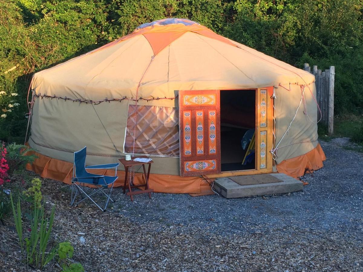 Inch Hideaway Eco Camping Whitegate  ภายนอก รูปภาพ